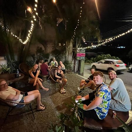 Hotel & Hostel Sloth Backpackers Monteverde Екстериор снимка