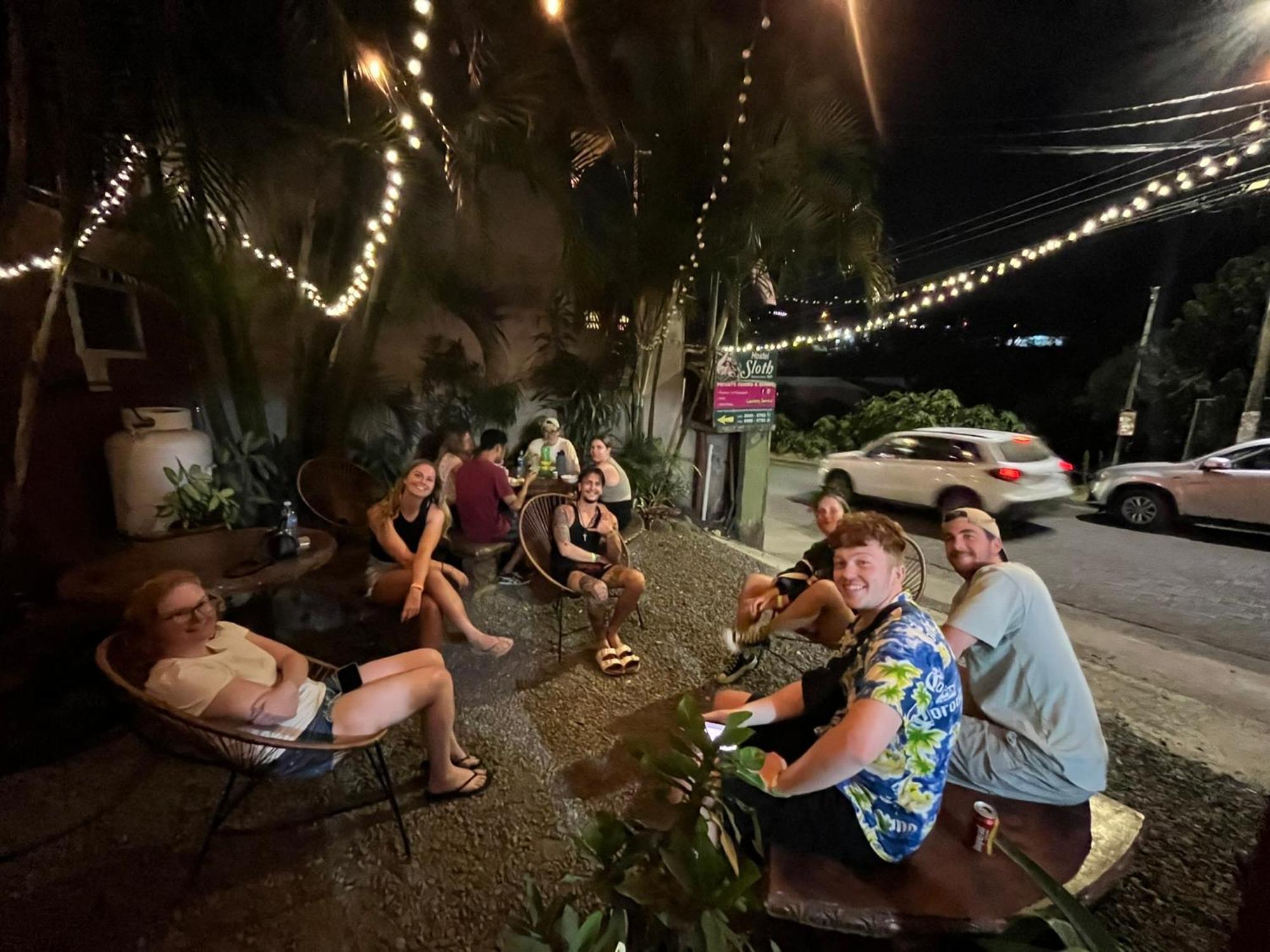 Hotel & Hostel Sloth Backpackers Monteverde Екстериор снимка