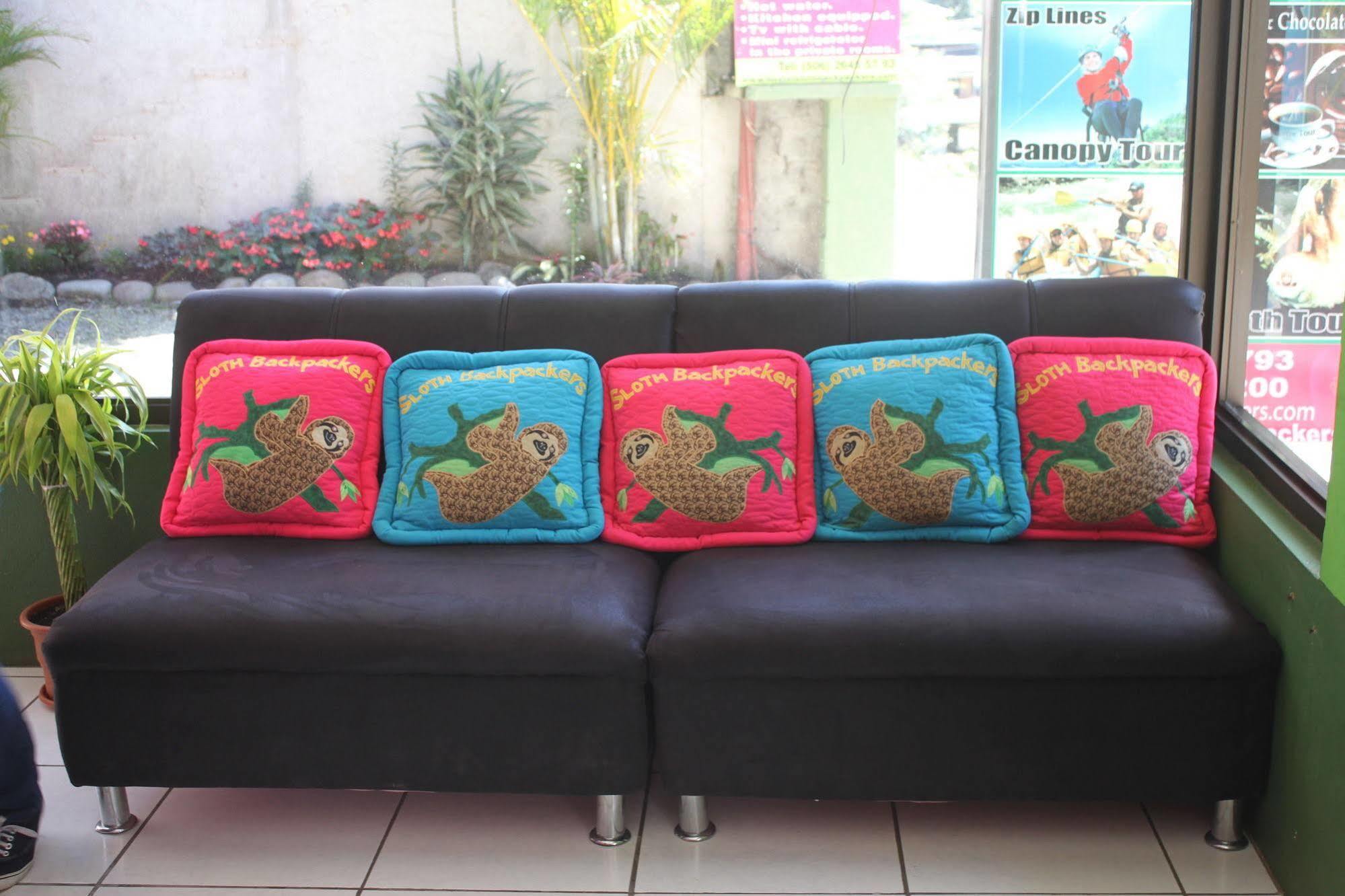 Hotel & Hostel Sloth Backpackers Monteverde Екстериор снимка